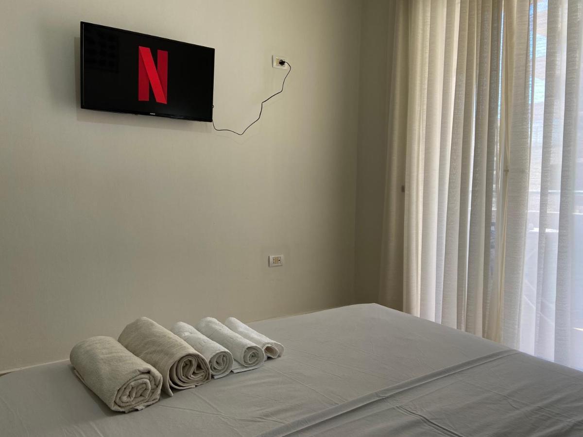 Seaside Apartment Durres Ngoại thất bức ảnh